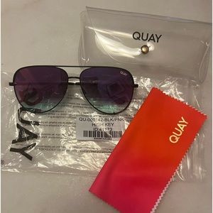 NWT - Quay High Key Aviator Sunglasses pink lenses, carrying case & lens cleaner
